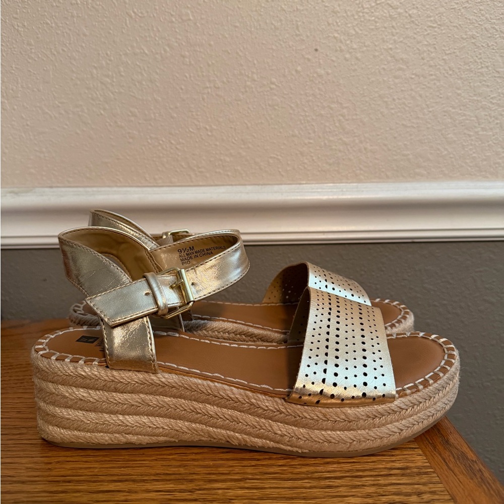 White Mountain Metallic Gold Espadrille Sandals